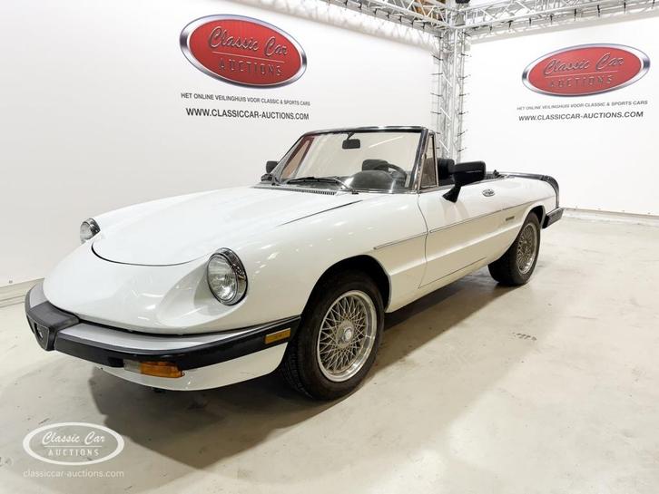 Alfa romeo SPIDER   - ONLINE AUCTION, Auto's, Oldtimers, Bedrijf, Alfa Romeo, Benzine, Cabriolet, Handgeschakeld, Geïmporteerd