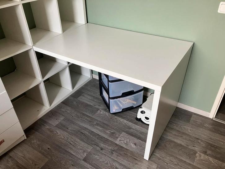 Ikea Kallax bureau (excl kast), Huis en Inrichting, Bureaus, Zo goed als nieuw, Ophalen