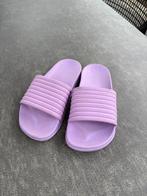 Slippers paars en zwart mt 30-31, Ophalen of Verzenden, Nieuw, Meisje, Zwemschoenen