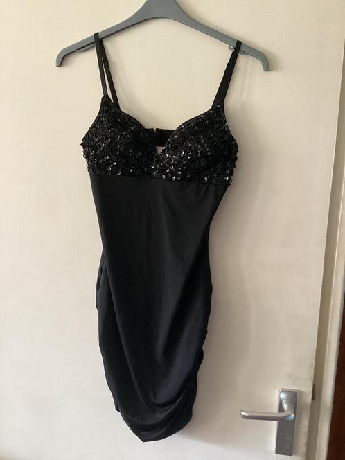 Jurk, Kleding | Dames, Jurken, Zo goed als nieuw, Maat 38/40 (M), Zwart, Boven de knie, Ophalen of Verzenden