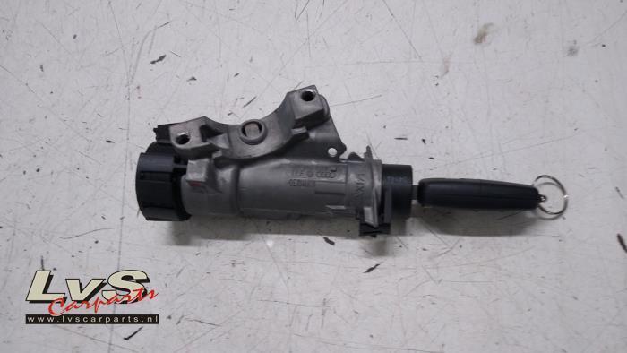 Kontaktslot + Sleutel van een Skoda Fabia, Auto-onderdelen, Overige Auto-onderdelen, Skoda, Gebruikt, 3 maanden garantie, Ophalen of Verzenden