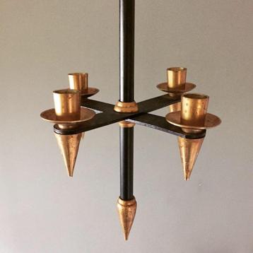 OPRUIMING Jaren 60 vintage hangende kandelaar messing  beschikbaar voor biedingen