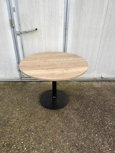 tafel rond 110 cm horeca restaurant eetkamer tafel houtlook, Antiek en Kunst, Antiek | Meubels | Tafels, Ophalen