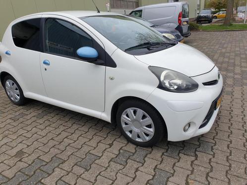 Toyota Aygo 1.0 VVT-i Dynamic Blue, Auto's, Toyota, Bedrijf, Te koop, Aygo, ABS, Airbags, Airconditioning, Boordcomputer, Centrale vergrendeling