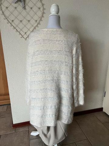 Mooi vest van M&S mode beschikbaar voor biedingen