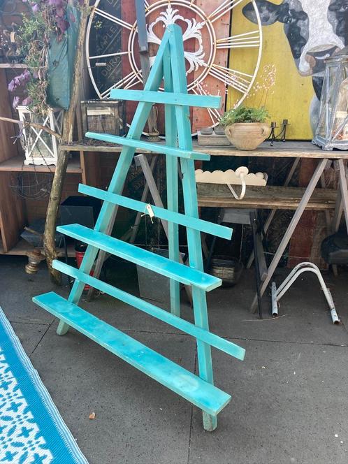 Leuk houten rek om planten of decoratie op te zetten, Tuin en Terras, Tuinwanddecoratie, Zo goed als nieuw, Ophalen