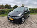 Toyota Aygo 1.0 12V Vvt-i 5DRS 2011 Zwart, Auto's, Euro 5, Stof, Zwart, 4 stoelen