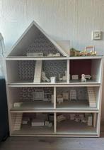 Groot Houten Poppenhuis met Meubels, Ophalen, Zo goed als nieuw, Poppenhuis