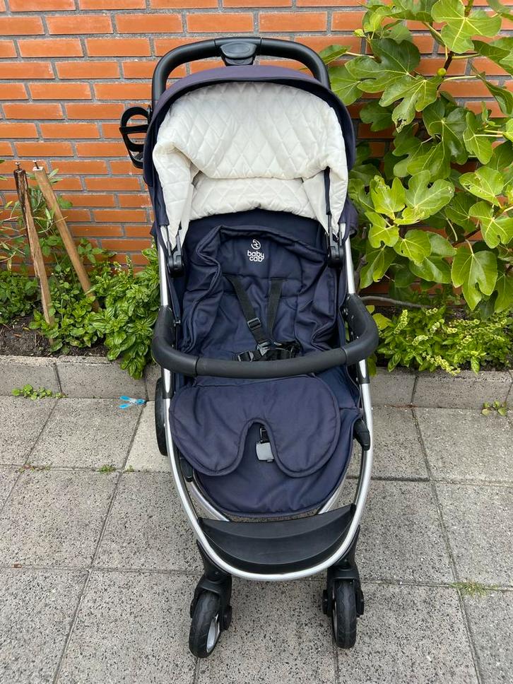 Baby Cab Kinderwagen -Goede staat, Kinderen en Baby's, Kinderwagens en Combinaties, Gebruikt, Kinderwagen, Overige merken, Verstelbare duwstang