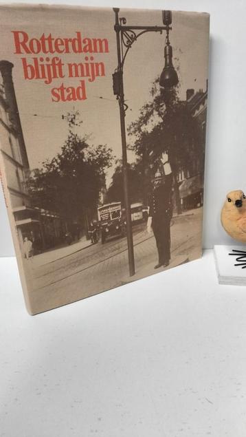 Zonneveld, F.J. van; Rotterdam blijft mijn stad beschikbaar voor biedingen