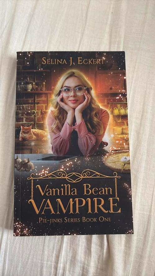 Vanilla Bean Vampire - Selina J. Eckert - Booktok, Engels, Boeken, Fantasy, Zo goed als nieuw, Ophalen of Verzenden