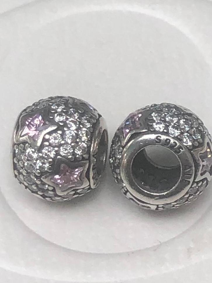 Pandora bedels bol met roze sterretjes ZGAN €20 ps, Sieraden, Tassen en Uiterlijk, Bedels, Zo goed als nieuw, Pandora, Zilver