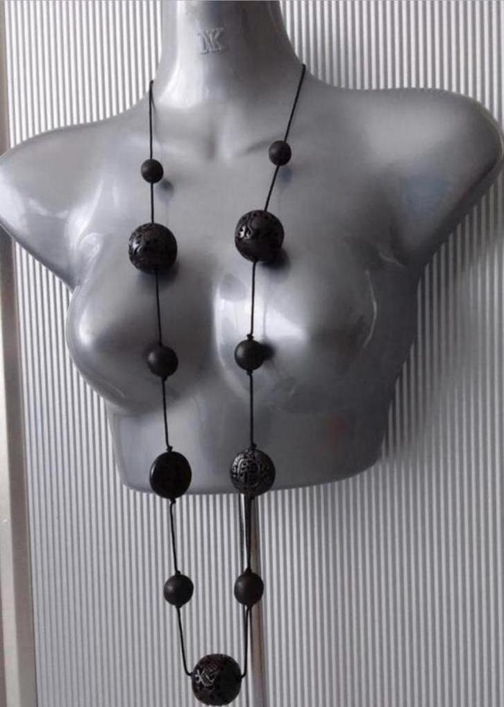 Manouk - ketting met open kralen, Sieraden, Tassen en Uiterlijk, Kettingen, Nieuw, Overige materialen, Bruin, Met hanger, Verstelbaar