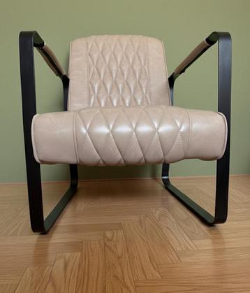ZGAN Taupe Skai Leren Fauteuil - Wegens Emigratie! beschikbaar voor biedingen