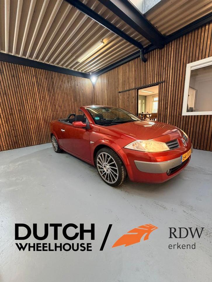 Renault Mégane 1.6 16V Autcom Cabrio 2004 Rood, Auto's, Renault, Bedrijf, Mégane, Benzine, B, Cabriolet, Handgeschakeld, Origineel Nederlands