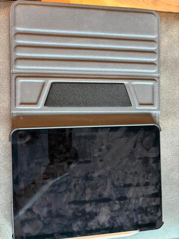 Ipad air 64GB WIFI M1 (2022) + Apple pencil beschikbaar voor biedingen