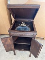 antieke grammofoon kast meubel Garrard motor hand bediend, Antiek en Kunst, Antiek | Tv's en Audio, Ophalen of Verzenden