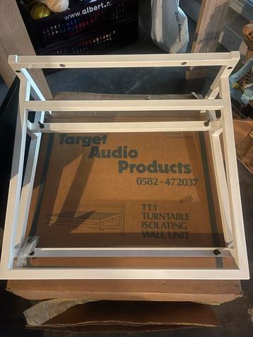 Target Audio TT1 turntable wall shelf beschikbaar voor biedingen