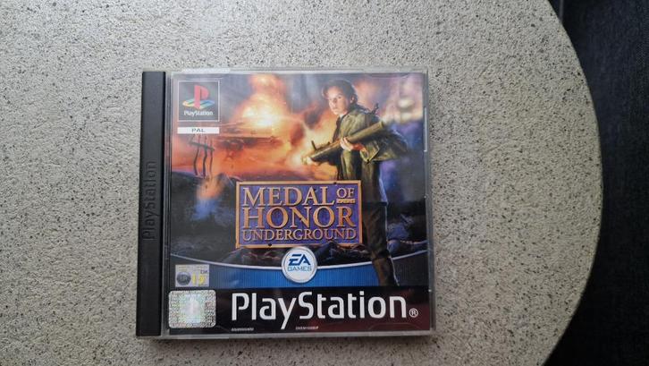 Medal of Honor Underground (Playstation 1), Spelcomputers en Games, Games | Sony PlayStation 1, Gebruikt, Shooter, 1 speler, Vanaf 18 jaar