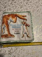 Zacht baby boek “ Raad eens hoeveel…”, Ophalen of Verzenden, Gelezen