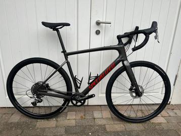 Nette Specialized Diverge vol carbon Fact vork gravelbike beschikbaar voor biedingen