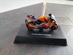miniatuur motor Honda RC211V (2005), Hobby en Vrije tijd, Modelauto's | 1:5 tot 1:12, Ophalen of Verzenden, Zo goed als nieuw