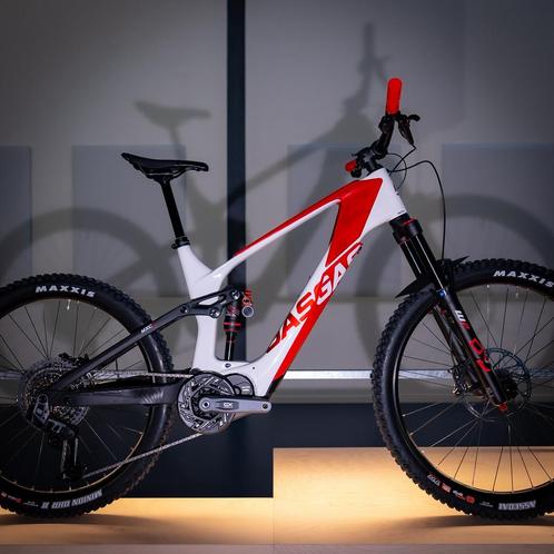 GasGas MXC5 e-MTB met speciale WP vering, Fietsen en Brommers, Elektrische fietsen, Overige merken, 50 km per accu of meer, Ophalen