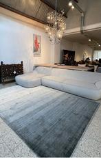 Leolux Evidence Milan tapijt Grey 200 x 300, Huis en Inrichting, Stoffering | Tapijten en Kleden, Ophalen, Zo goed als nieuw, Rechthoekig