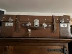 Mooie decoratieve Vintage Bruine Koffer met Sleutels, Huis en Inrichting, Ophalen, Gebruikt