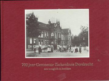 Dordrecht-700 jaar Gem.Ziekenhuis  beschikbaar voor biedingen