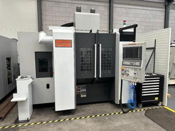 5-assig bewerkingscentrum Mori Seiki NMV5000 DCG beschikbaar voor biedingen