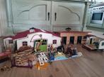 2 schleich stallen, caravan, en heel veel accessoires., Verzamelen, Speelgoed, Ophalen of Verzenden, Zo goed als nieuw