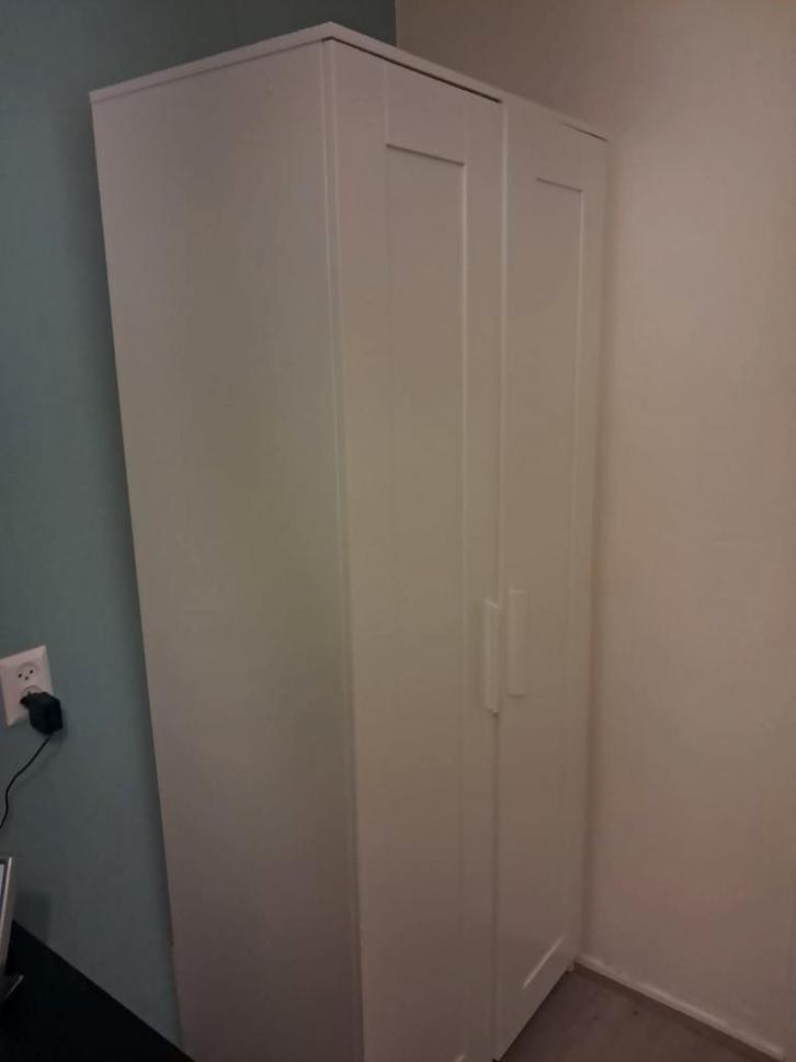 Brimnes Kledingkast - Praktisch en Stijlvol!, Huis en Inrichting, Kasten | Kledingkasten, Zo goed als nieuw, 150 tot 200 cm, 50 tot 100 cm