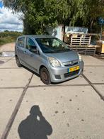 Daihatsu Cuore 1.0 5D 2008 Grijs, Auto's, Voorwielaandrijving, 600 kg, 4 stoelen, 23 km/l