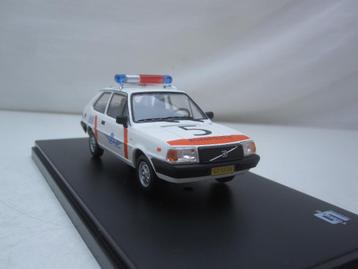 Volvo 343 DL Rijkspolitie Schiphol 1981 1:43 Triple 9 Lim.ed beschikbaar voor biedingen