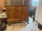 Antieke eiken kast met rijk houtsnijwerk – 100 Euro!, Huis en Inrichting, Ophalen, Barok, 150 tot 200 cm, Eikenhout