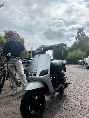 Piaggo zip type 3 beschikbaar voor biedingen