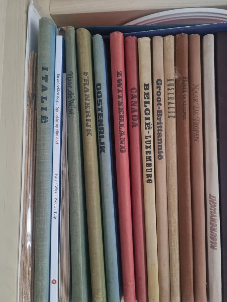 12 Oude Douwe Egberts plaatjesboeken - Complete set, Boeken, Reisgidsen, Gelezen, Brochure, Europa, Overige merken, Ophalen of Verzenden