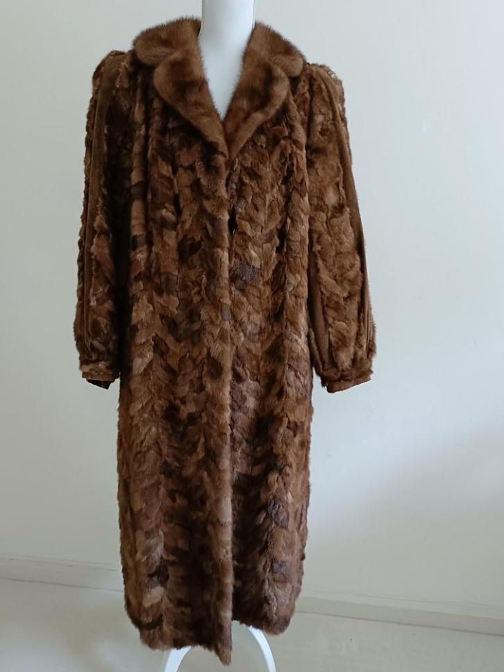 Nertsmantel bontjas lang model, Kleding | Dames, Jassen | Winter, Zo goed als nieuw, Maat 38/40 (M), Bruin, Ophalen of Verzenden