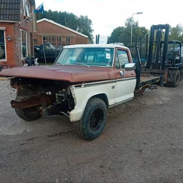 Div onderdelen ford pick up f serie  beschikbaar voor biedingen