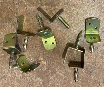 8x schermsteun beschikbaar voor biedingen