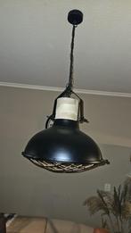 Zwarte hanglamp, Huis en Inrichting, Lampen | Hanglampen, Ophalen of Verzenden, Zo goed als nieuw, Minder dan 50 cm