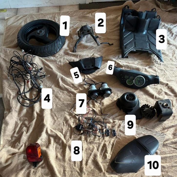 Piaggio NRG mc3/ mc2 /Typhoon onderdelen, Fietsen en Brommers, Brommeronderdelen | Scooters, Piaggio, Ophalen of Verzenden