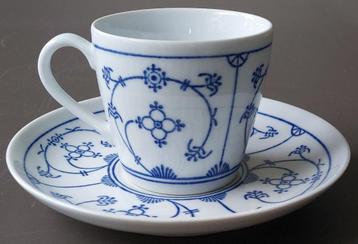 Kop en schotel - Saksisch blauw - Fabriek Jager Eisenberg beschikbaar voor biedingen