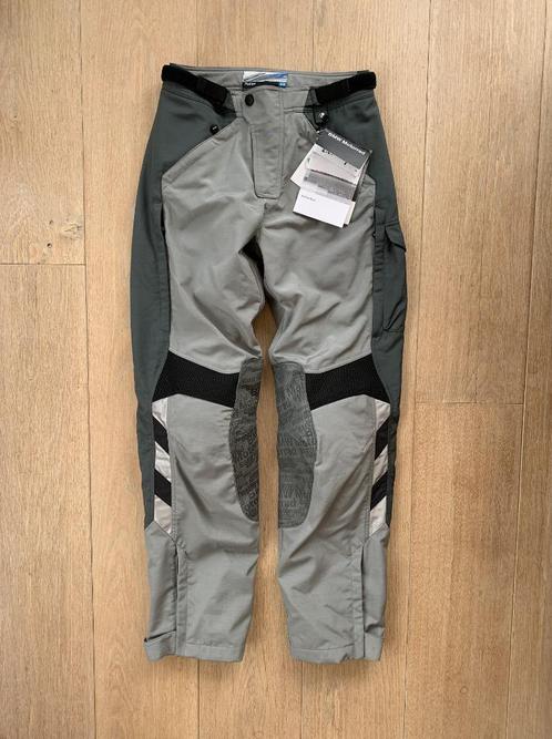 Nieuwe BMW Rallye heren motorbroek maat 98 = lange maat 48, Motoren, Kleding | Motorkleding, Broek | textiel, Heren, Nieuw met kaartje