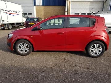 Chevrolet Aveo 1.2 LT 5-deurs / airco/ goed onderhouden beschikbaar voor biedingen