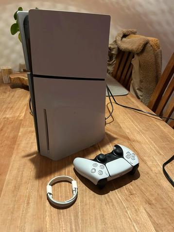 Playstation 5 disc editie 1TB beschikbaar voor biedingen