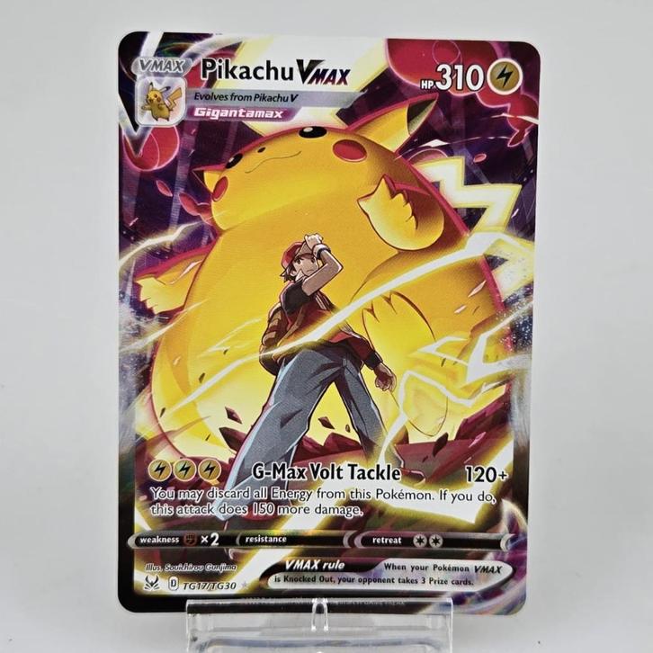 Pikachu Vmax LOR #TG17, Hobby en Vrije tijd, Gezelschapsspellen | Kaartspellen, Zo goed als nieuw