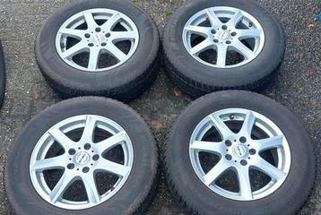 16 inch 5x114,3, winterbanden 215 65 16, ET 40, profiel 6mm beschikbaar voor biedingen