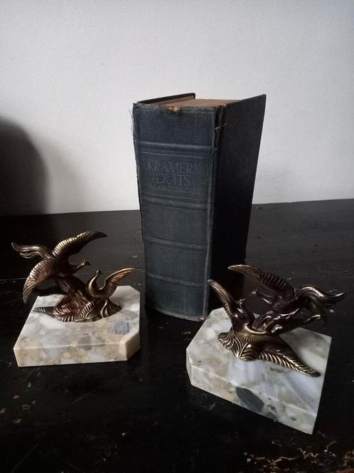 Franse Art Deco boekensteunen, spelter vogels op marmer voet, Antiek en Kunst, Antiek | Overige Antiek, Ophalen of Verzenden